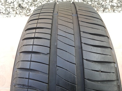 ขายยาง185/65/15 ปี 4911 MICHERLIN ENERGY XM2 1 ชุด