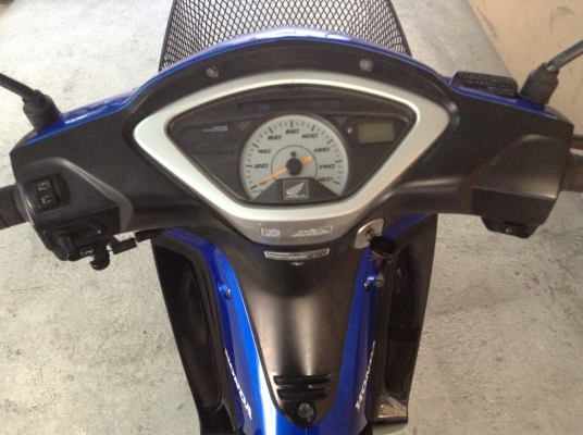 ขาย!!!ฮอนด้าเวฟ125s สต๊าทมือ ปี51 รถเครื่องดีคับ ทะเบียนครบ ภาษีไม่หมด