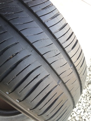 ขายยาง185/60/15 ปี 3211 MICHERLIN ENERGY XM2 1 ชุด