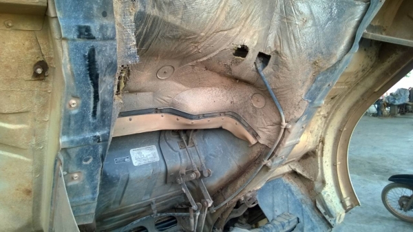 ขายหกล้อเทเลอร์ Nissan CM87K เครื่อง 200 แรง turbo พร้อมใช้งาน