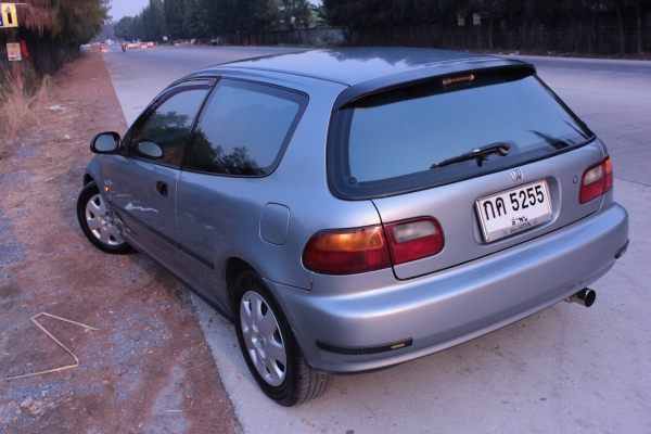 Civic 3D เกียร์ธรรมดา สวยสมบูรณ์ทุกระบบ พร้อมใช้ Civic 3D เกียร์ธรรมดา สวยสมบูรณ์ทุกระบบ พร้อมใช้