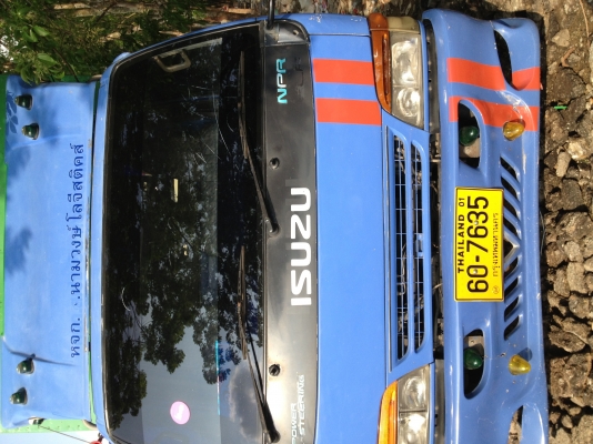 ขาย ISUZU หกล้อตู้ 8 บาน NPR เครื่อง150แรงม้า รถสวยมาก สนใจติดต่อ 087-7153399, 081-7233267