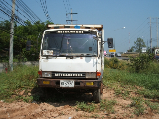ขายรถสิบล้อ มิตซู 527 10 สปีด เครื่องยนต์ 6 D เทอร์โบ 220 แรงม้า