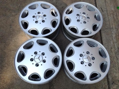 แม็กซ์ BENZ 15 นิ้ว 8ช่อง 4 วง แม็กซ์ BENZ 15 นิ้ว 8ช่อง 4 วง