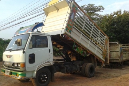 ขายรถบรรทุกหกล้อดั๊มพ์ HINO KM 777 เครื่อง WO4D 117 แรง ดั๊มพ์ยาว 4.30เมตร ยาง8.25 รถห้างแท้ทะเบียนพร้อม