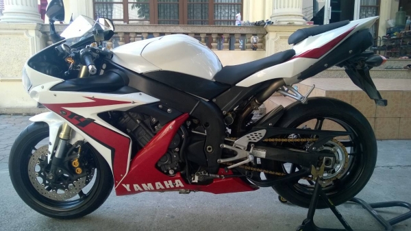 ขาย  Yamaha R1 ปี 04 อินวอย+สพม.