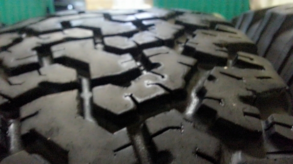 ขายยาง   BF  265/75/16   ดอก8มิล