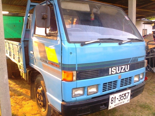 หกล้ออีซูซุ NKR110แรง ห้างแท้ ปี36 ราคาดาวน์120,000.บ..รับรถกลับบ้านได้เลยเลยครับ