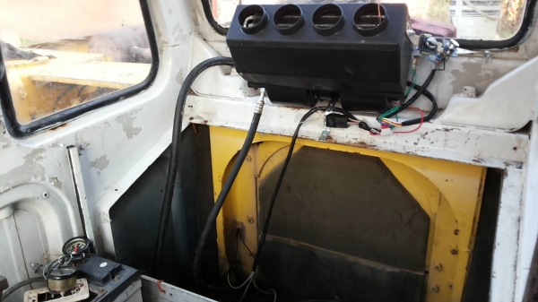 **875,000 บ.ต่อรอง**ขายแบคโฮ KOBELCO MARK3 SK200 เก๋งน้ำเงิน เครื่องเดิมปั้มเดิม ไฟฟ้าตัด แอร์เย็น เครื่องดี เอวดี บูมอาร์มดี ช่วงล่าง70\% โซ่ดี ใบแทรกดี โรลเลอร์ดี เฟรมดีมีปะ บอดี้ดีสีสันพอใช้ รถใช้งานปกติ เอกสารเล่มทะเบียนครบ ขายตามสภาพ ราคาต่อรองได้เด้อ **875,000 บ.ต่อรอง**ขายแบคโฮ KOBELCO MARK3 SK200 เก๋งน้ำเงิน เครื่องเดิมปั้มเดิม ไฟฟ้าตัด แอร์เย็น เครื่องดี เอวดี บูมอาร์มดี ช่วงล่าง70\% โซ่ดี ใบแทรกดี โรลเลอร์ดี เฟรมดีมีปะ บอดี้ดีสีสันพอใช้ รถใช้งานปกติ เอกสารเล่มทะเบียนครบ ขายตามสภาพ ราคาต่อรองได้เด้อ