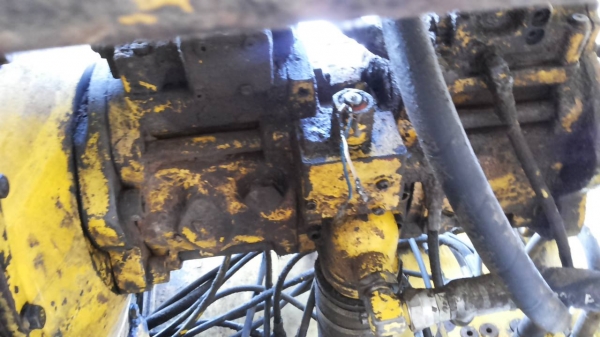 **875,000 บ.ต่อรอง**ขายแบคโฮ KOBELCO MARK3 SK200 เก๋งน้ำเงิน เครื่องเดิมปั้มเดิม ไฟฟ้าตัด แอร์เย็น เครื่องดี เอวดี บูมอาร์มดี ช่วงล่าง70\% โซ่ดี ใบแทรกดี โรลเลอร์ดี เฟรมดีมีปะ บอดี้ดีสีสันพอใช้ รถใช้งานปกติ เอกสารเล่มทะเบียนครบ ขายตามสภาพ ราคาต่อรองได้เด้อ **875,000 บ.ต่อรอง**ขายแบคโฮ KOBELCO MARK3 SK200 เก๋งน้ำเงิน เครื่องเดิมปั้มเดิม ไฟฟ้าตัด แอร์เย็น เครื่องดี เอวดี บูมอาร์มดี ช่วงล่าง70\% โซ่ดี ใบแทรกดี โรลเลอร์ดี เฟรมดีมีปะ บอดี้ดีสีสันพอใช้ รถใช้งานปกติ เอกสารเล่มทะเบียนครบ ขายตามสภาพ ราคาต่อรองได้เด้อ