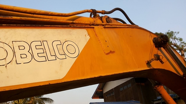 **875,000 บ.ต่อรอง**ขายแบคโฮ KOBELCO MARK3 SK200 เก๋งน้ำเงิน เครื่องเดิมปั้มเดิม ไฟฟ้าตัด แอร์เย็น เครื่องดี เอวดี บูมอาร์มดี ช่วงล่าง70\% โซ่ดี ใบแทรกดี โรลเลอร์ดี เฟรมดีมีปะ บอดี้ดีสีสันพอใช้ รถใช้งานปกติ เอกสารเล่มทะเบียนครบ ขายตามสภาพ ราคาต่อรองได้เด้อ **875,000 บ.ต่อรอง**ขายแบคโฮ KOBELCO MARK3 SK200 เก๋งน้ำเงิน เครื่องเดิมปั้มเดิม ไฟฟ้าตัด แอร์เย็น เครื่องดี เอวดี บูมอาร์มดี ช่วงล่าง70\% โซ่ดี ใบแทรกดี โรลเลอร์ดี เฟรมดีมีปะ บอดี้ดีสีสันพอใช้ รถใช้งานปกติ เอกสารเล่มทะเบียนครบ ขายตามสภาพ ราคาต่อรองได้เด้อ