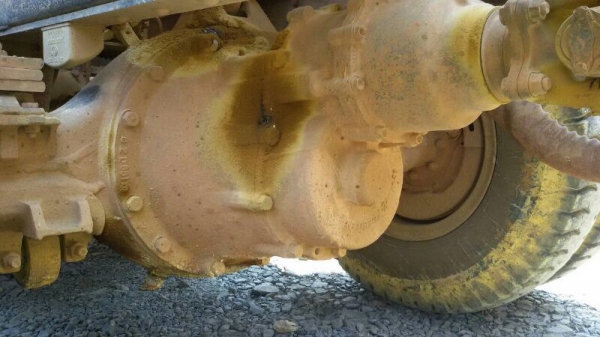 รถอีซูซุ 10 ล้อดั้ม เปลื่ยนเครื่อง 275 แรงม้า.  ( นางฟ้า )  สนใจติดต่อ  081 - 6079515