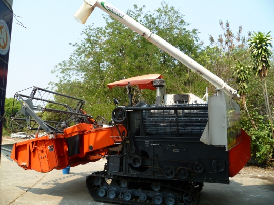 รถเกี่ยวข้าว