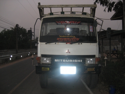 ITSUBISHI  527   220 แรง รถปี  35    ไม่โบ   875000