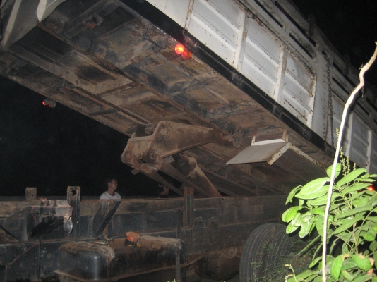 ITSUBISHI  527   220 แรง รถปี  35    ไม่โบ   875000