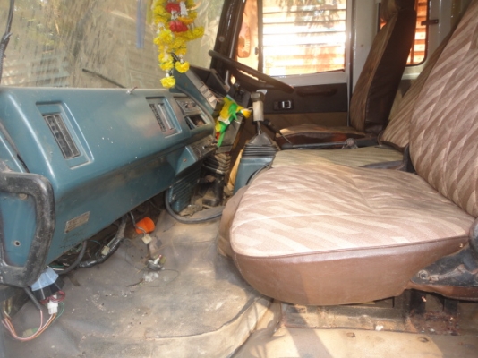 ISUZU FXZ 240 TURBO  หัวขายราคา  950,000 บาทค่ะ  หางพ่วงขายราคา   300,000  บาทค่ะ