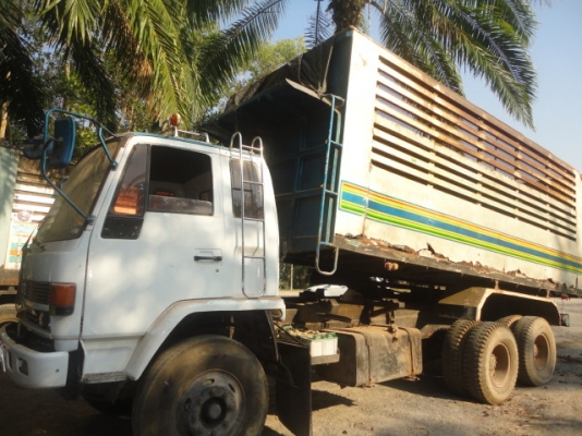 ISUZU FXZ 240 TURBO  หัวขายราคา  950,000 บาทค่ะ  หางพ่วงขายราคา   300,000  บาทค่ะ