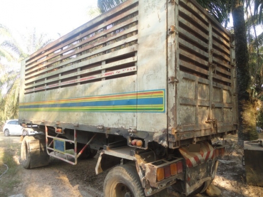 ISUZU FXZ 240 TURBO  หัวขายราคา  950,000 บาทค่ะ  หางพ่วงขายราคา   300,000  บาทค่ะ