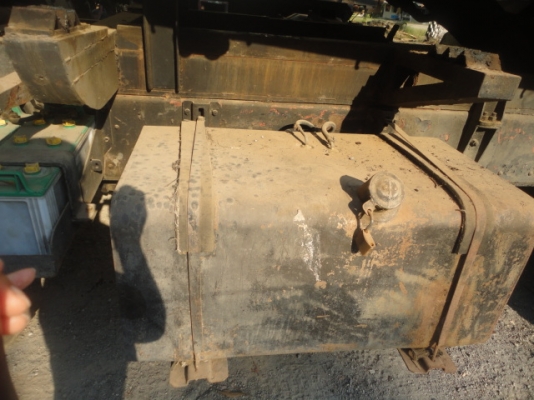 ISUZU FXZ 240 TURBO  หัวขายราคา  950,000 บาทค่ะ  หางพ่วงขายราคา   300,000  บาทค่ะ