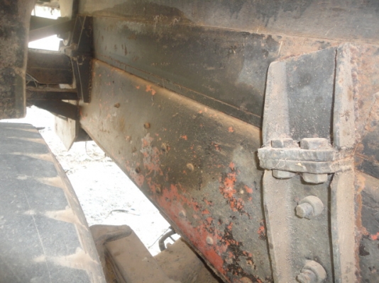 ISUZU FXZ 240 TURBO  หัวขายราคา  950,000 บาทค่ะ  หางพ่วงขายราคา   300,000  บาทค่ะ