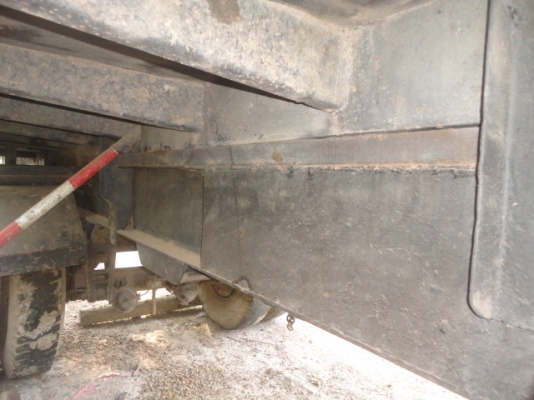 ISUZU FXZ 240 TURBO  หัวขายราคา  950,000 บาทค่ะ  หางพ่วงขายราคา   300,000  บาทค่ะ