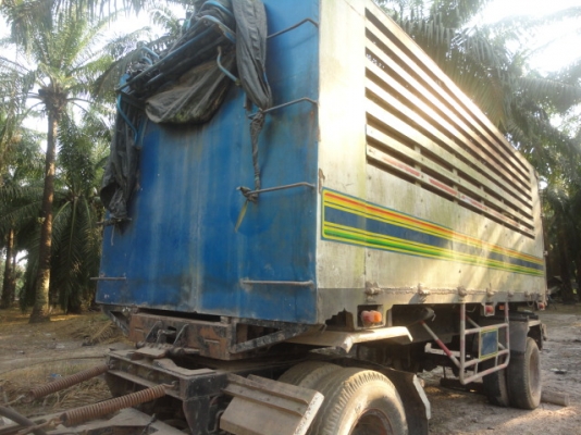 ISUZU FXZ 240 TURBO  หัวขายราคา  950,000 บาทค่ะ  หางพ่วงขายราคา   300,000  บาทค่ะ