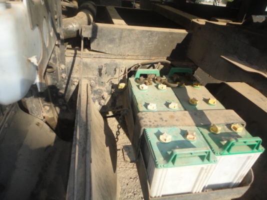 ISUZU FXZ 240 TURBO  หัวขายราคา  950,000 บาทค่ะ  หางพ่วงขายราคา   300,000  บาทค่ะ