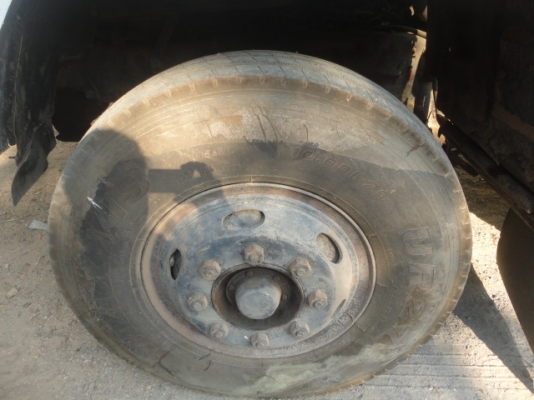 ISUZU FXZ 240 TURBO  หัวขายราคา  950,000 บาทค่ะ  หางพ่วงขายราคา   300,000  บาทค่ะ