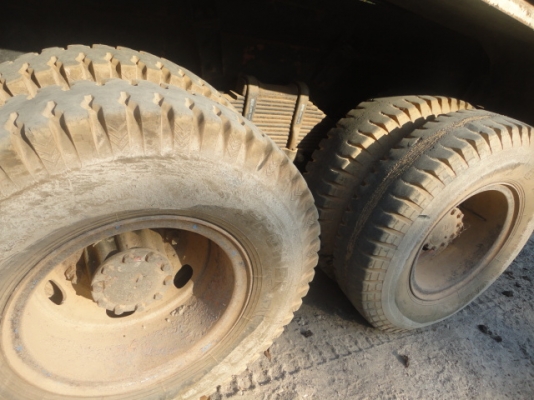 ISUZU FXZ 240 TURBO  หัวขายราคา  950,000 บาทค่ะ  หางพ่วงขายราคา   300,000  บาทค่ะ