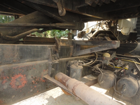 ISUZU FXZ 240 TURBO  หัวขายราคา  950,000 บาทค่ะ  หางพ่วงขายราคา   300,000  บาทค่ะ