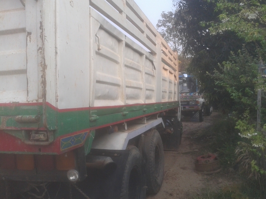 ขาย fuso td 195 แรงม้า แรงๆเอี่ยมๆ กิ๊กๆ เครื่องเดิม แรงดี(ราคาต่อรองได้)รถปี 2546 ครับ