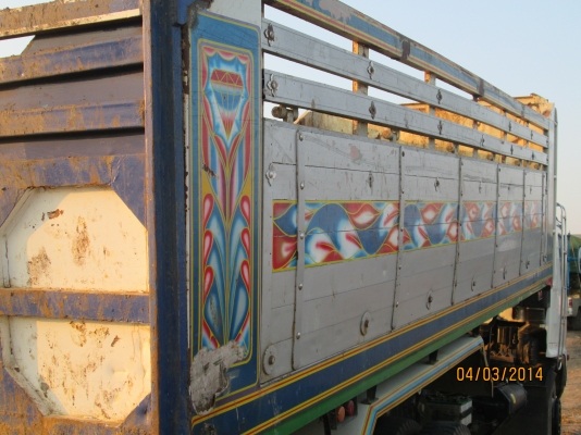 HINO-เมกก้า260.ดั้ม2เพลา.บะเนียม.สภาพสวยพร้อมใช้--ราคา1,550,000บ....พร้อมขายทะเบียนพร้อม...วันพฤหัสรับรถครับ...