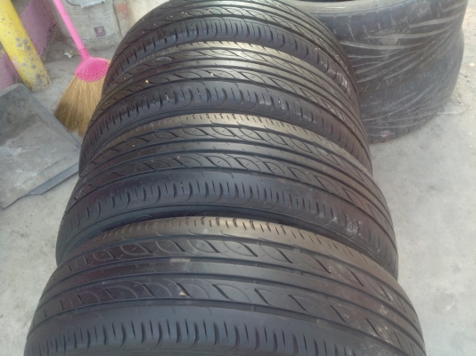 ขายยางfirestone tz-700 185-60-15 ปี11ดอกเต็มสวยๆ