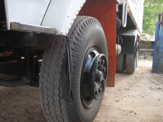 ISUZU   2 เพลา  195 แรง เทอร์โบ 1,450,000 บาท