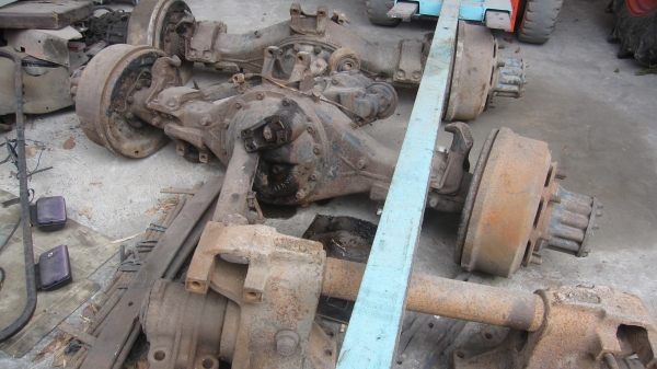 เฟืองท้าย เพลาโบกี้ แหนบ ชุดช่วงล่าง 2 เพลา  ร็อกกี้เล็ก ครบชุด