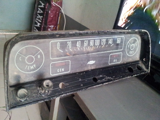 ขาย/เรือนไมล์ Chev หน้าแก๊ป ราคาถูก /อะไหล่mustang/ camero และอีกหลายรายการ