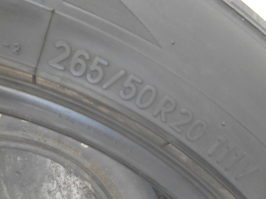 NITTO NT420S 265/50/20  มี 2 เส้น  TEL.081-427-3941