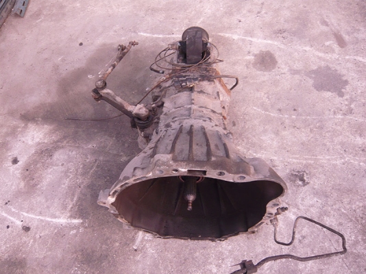 ขายเกียร์ธรรมดา5เกียร์สำหรับรถตู้เครื่อง 2L