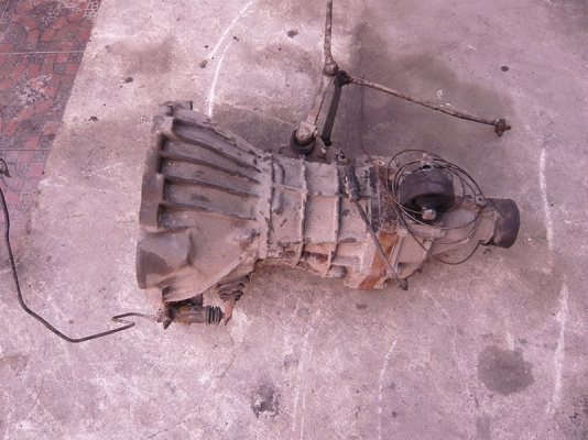 ขายเกียร์ธรรมดา5เกียร์สำหรับรถตู้เครื่อง 2L