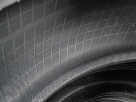 225/40R18 DUNLOP SP SPORT LM703  มี ชุด 4 เส้น