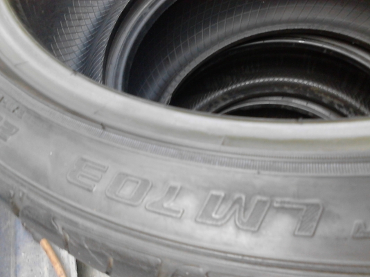 225/40R18 DUNLOP SP SPORT LM703  มี ชุด 4 เส้น