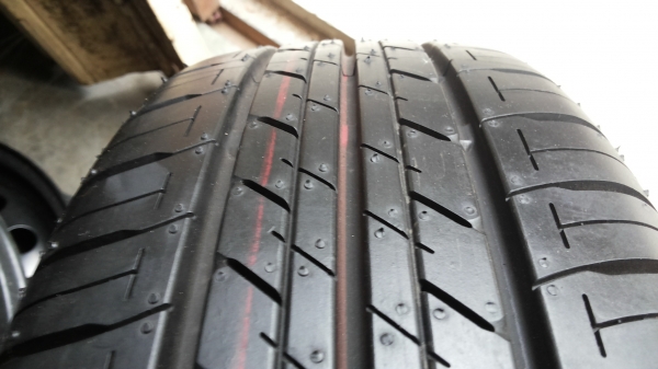 ล้อกะทะยาริสป้ายแดง ยางบริสโตน 175 65 14 ออกจากศูนย์ถอดเลย ล้อกะทะยาริสป้ายแดง ยางบริสโตน 175 65 14 ออกจากศูนย์ถอดเลย