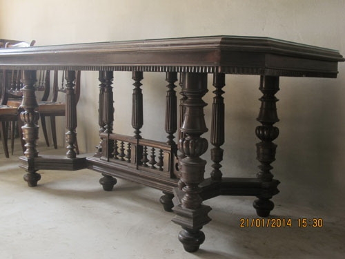 ขายโต๊ะแอนติคเก่าโบราณ ไม้ชิงชันแท้ๆทั้งตัวหนาๆ