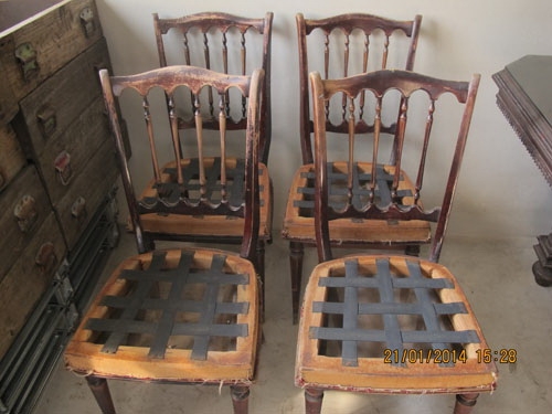 ขายเก้าอี้โบราณฝรั่งเศษแท้ ไม้มะฮอกกานี4ตัว ขายเก้าอี้โบราณฝรั่งเศษแท้ ไม้มะฮอกกานี4ตัว