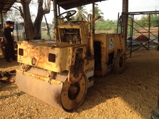 รถบด Sakai SW350 สภาพพร้อมใช้งาน ในราคาที่สุดคุ้ม