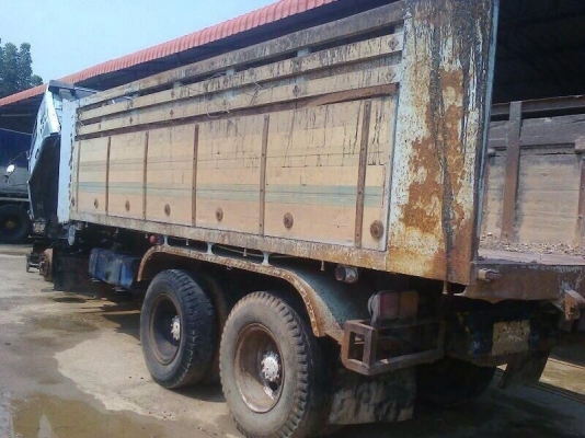 ขาย FVZ. 2เพลา 195 แรง ดั้มปิเนียม. เครื่องดี คัสซีสวยมาก เกียร์พังต้องเช็ค ขาย FVZ. 2เพลา 195 แรง ดั้มปิเนียม. เครื่องดี คัสซีสวยมาก เกียร์พังต้องเช็ค