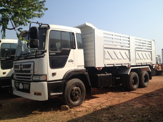 สวยๆไม่แพงครับ HINO PROFIA 2 เพลา เครื่อง K13C  360 แรงม้ากระบะสามมิตร ดั้มพ์ 15 ตัน รถทำใหม่ทั้งคันรับประกัน เครื่อง เกียร์ เฟืองท้าย ระบบไฟ ยางใหม่ 11 เส้น