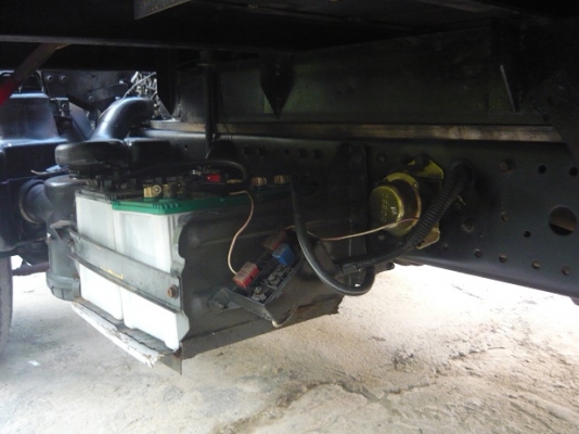 ขายรถที่บ้านด่วนปี2001 พร้อมใช้เครื่องช่วงล่างดีคัทซี สวยปิ้งทั้งคันพร้อมหาเงินรถห้างแท้มือเดียวพร้อมใช้คับ