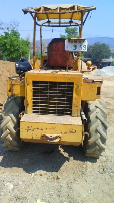 รถตักล้อยาง ฟูรูกาว่า FL80 บุ้งกี๋ขนาด 1.3 คิว รถสวย แรงดี ชอบราคาเท่าไรต่อรองได้ครับ