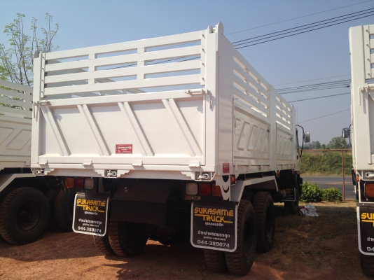 อีกคันครับ HINO PROFIA 2 เพลา เครื่อง K13D 360 แรงม้ากระบะสามมิตร ดั้มพ์ 15 ตัน รถทำใหม่ทั้งคันรับประกัน เครื่อง เกียร์ เฟืองท้าย ระบบไฟ ยางใหม่ 11 เส้น